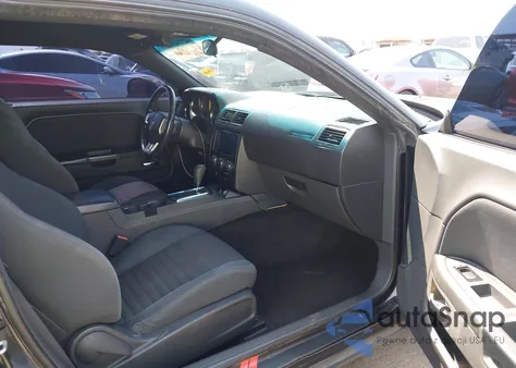 2012 Dodge Challenger Sxt z USA, uszkodzony, nr VIN 2C3CDYAG5CH214319